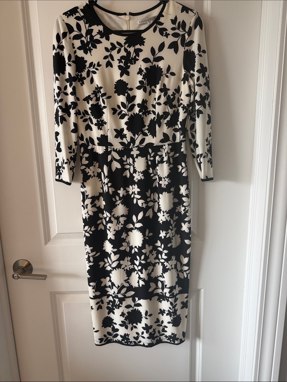 Maggy London Black and White Floral Midi Sheath Dress